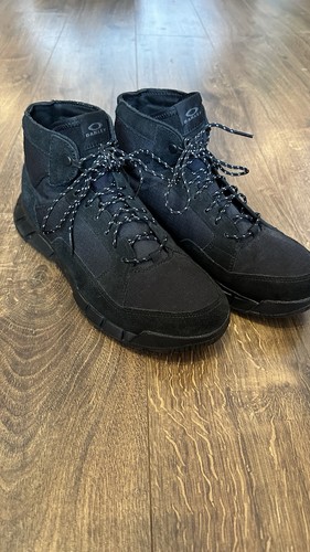 Oakley urban explorer mid - urban,