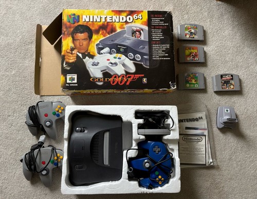 Nintendo console bundle - 64,