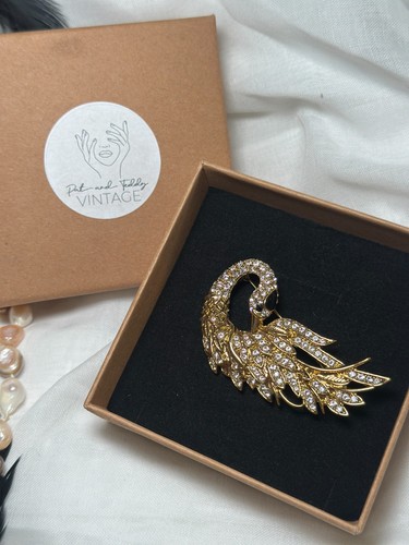 Vintage gold tone swan brooch - gold,
