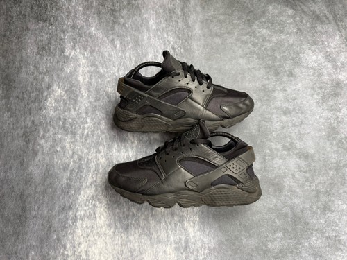 Mens nike air huarache triple - nike,