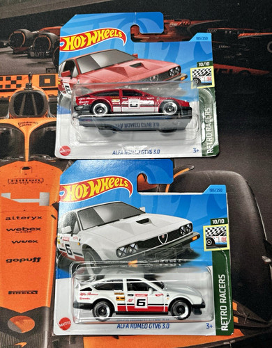 Hot wheels retro racers - hot,