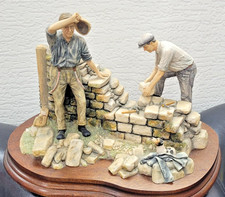 Border Fine Arts A WARM DAY WALLING