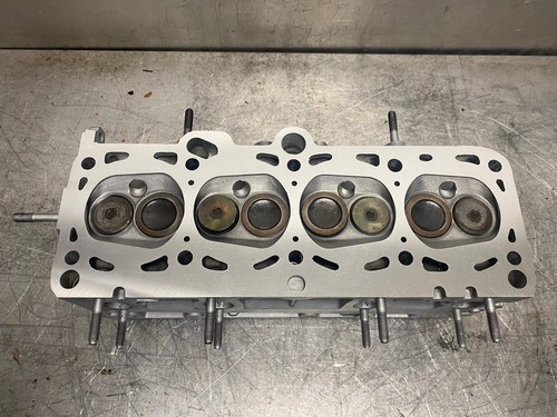Reconditioned cylinder head - cylinder,
