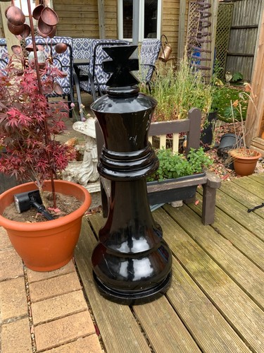 Giant king chess - chess, garden