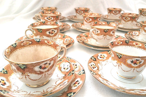 Rare royal albert bronze imari - rare,