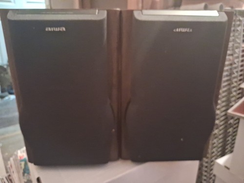 One pair aiwa lem50 - one,