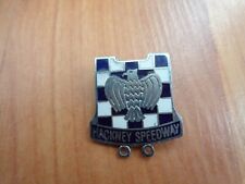 VINTAGE HACKNEY SPEEDWAY HAWK CREST ENAMEL METAL BIKE PIN BADGE