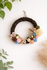 Easter Pom-Pom Wreath Front