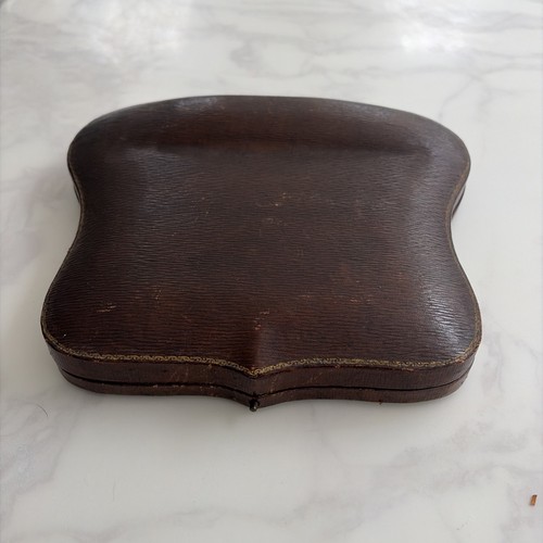 Antique boxed manicure set - antique,
