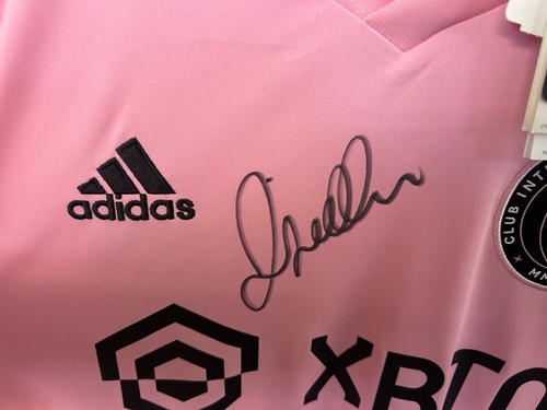 David beckham hand signed - david,