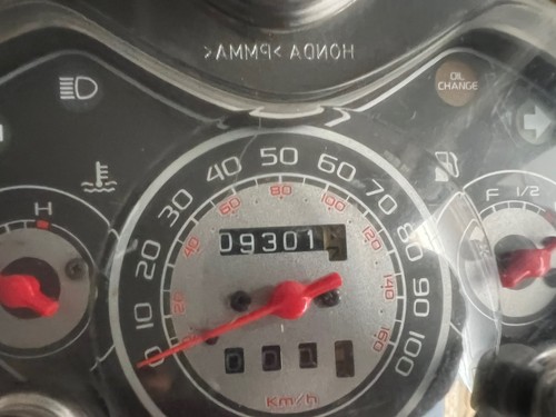 Honda pes125 clocks - honda,
