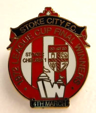 STOKE CITY FC BADGE - LEAGUE CUP WINNERS 1972