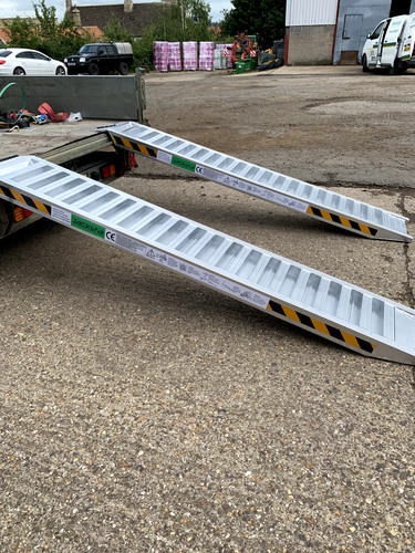 Aluminium loading ramps - aluminium,