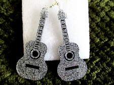 SPARKLE GLITTER GUITAR DANGLE