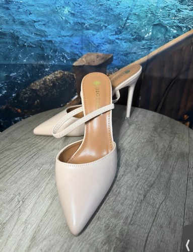 Big tree nude pointed toe - big,