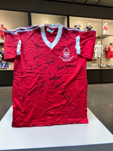 Nottingham forest signed - forest,