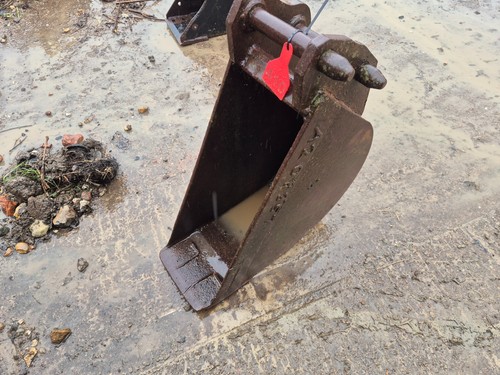 230mm excavator digging bucket - 230mm,