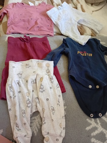 Newborn months bundle - to,