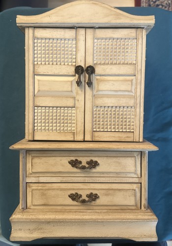 Beautiful solid wood - beautiful,