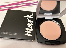 Avon Mark Compact Smoothing