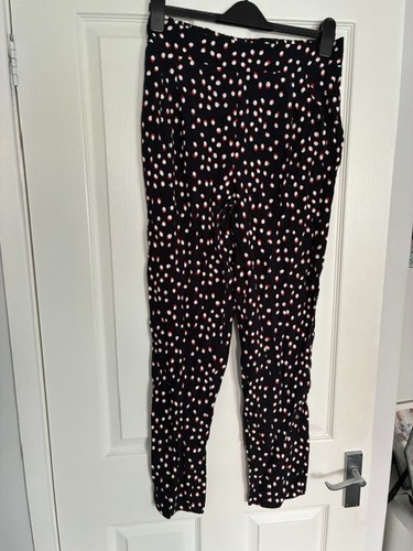 Bnwt women trousers size - ,