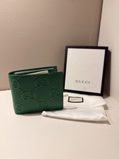 Gucci GG Signature Leather