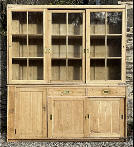 Freestanding wooden brown - wooden,