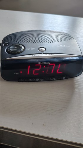 Philips radio alarm clock - philips,