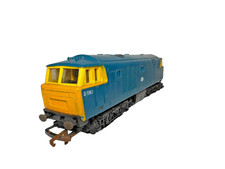 OO Gauge Tri-ang Hornby Class 35 Hymek R758 D7063 untested Play worn BoX A