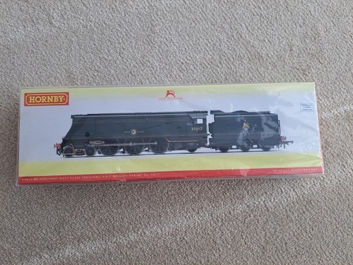 Hornby r3861 merchant navy - r3861,