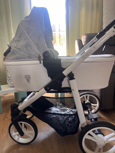 Venicci travel system - 1,