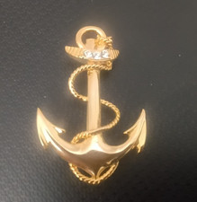 Gold coloured anchor brooch