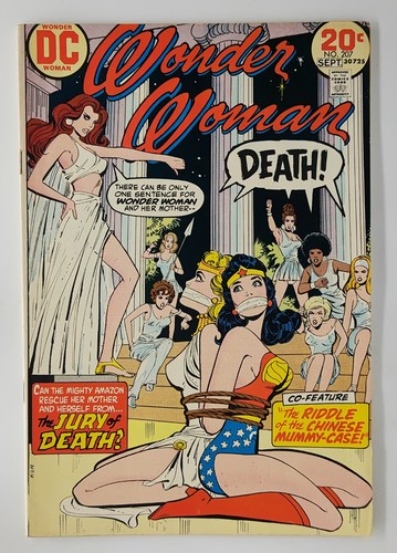 Wonder woman 207 - #207, bondage