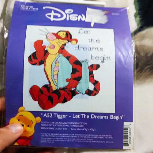 Disney tigger let the dreams - disney,