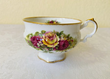 VTG Elizabethan ENGLISH GARDEN