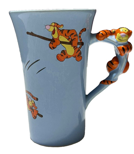Tigger bouncing hanging - tigger, 3d