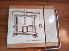 WOOD WOT KNOTS TILED CHEESE BOARD AND CUTTER VINTAGE 1970S -WELSH-CHEESE PRESS