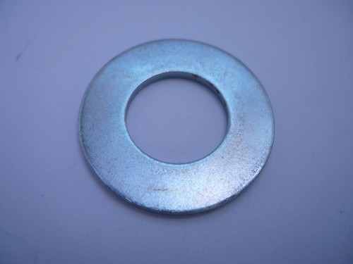 Vespa rear hub nut spacer - vespa,