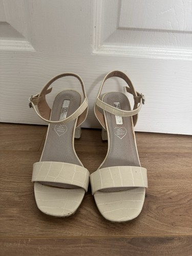 Primark size white - 4, cream