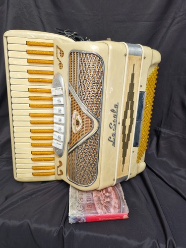 Scala lightweight 120 bass - la,