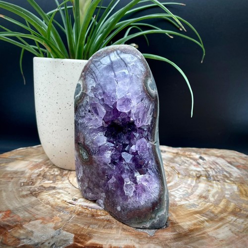 High grade uruguayan - high-grade, amethyst