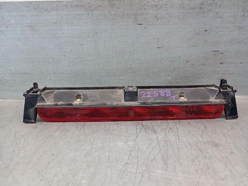 1489380080 central brake light