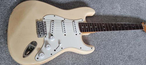 Fender stratocaster st72 - stratocaster, 70