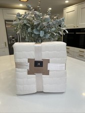 K by Kelly Hoppen Velvet