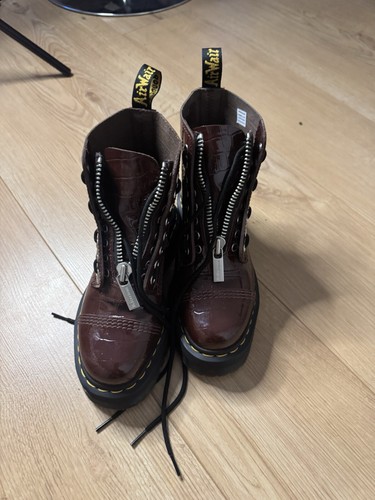 Martens sinclair croc boots - dr,