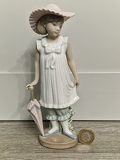 Nao by Lladro "April Showers"