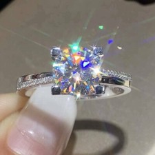 2.20Ct Round Cut Diamond