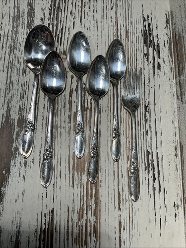 White orchid teaspoons and - white,