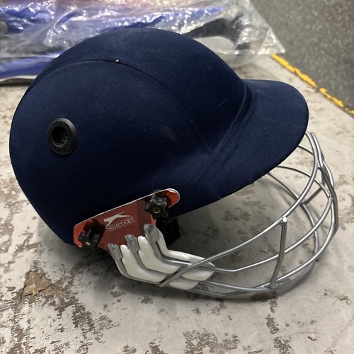 Slazenger cricket helmet 67 - cricket, 50-67