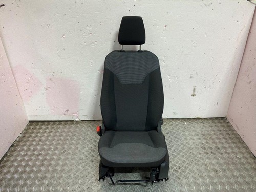Ford transit courier - 18-23,